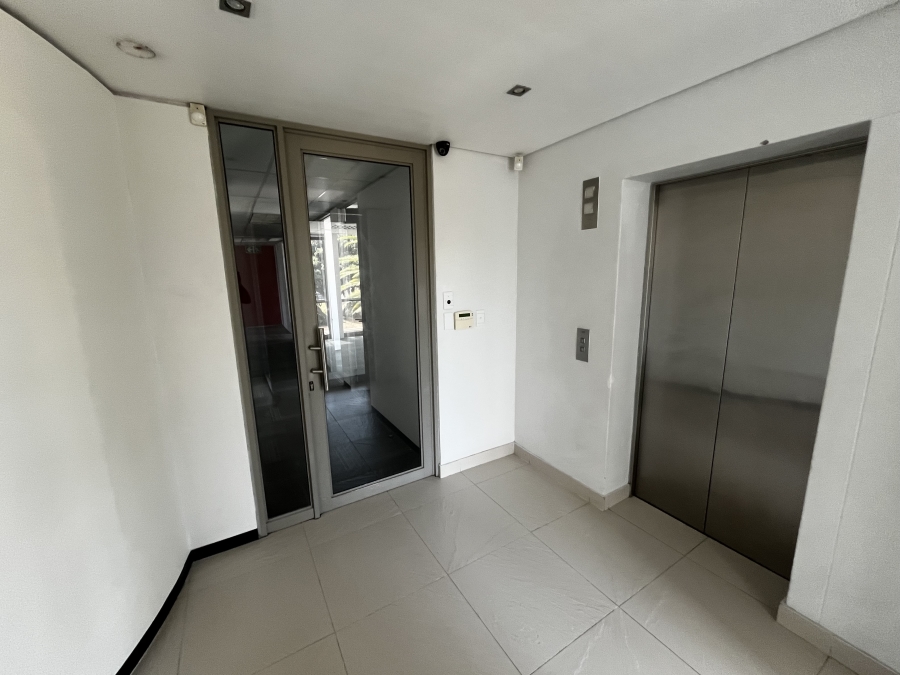 To Let commercial Property for Rent in Bo Oakdale Western Cape